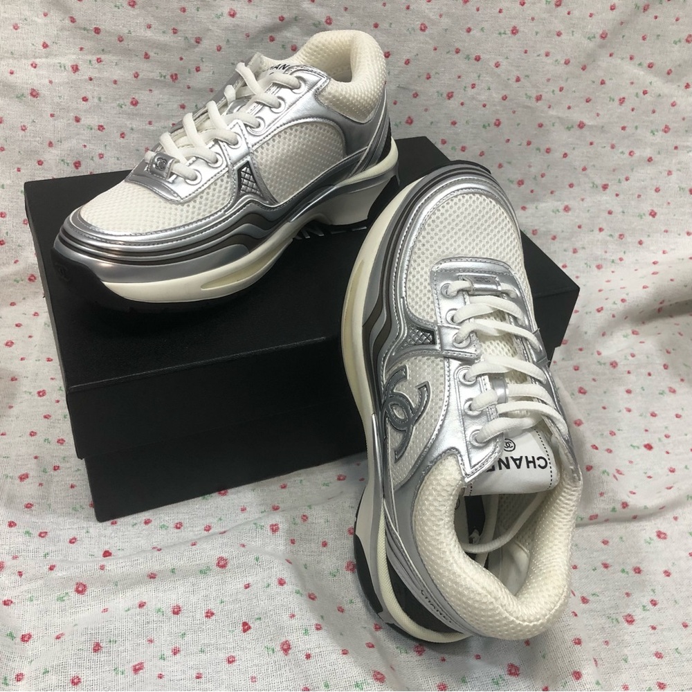 Chanel Women’s Authentic Sneakers